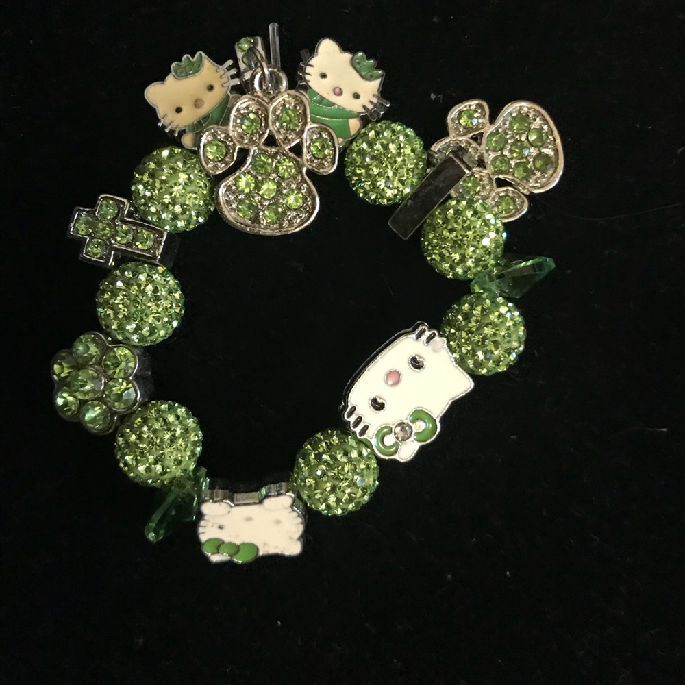 Mini (Kid Charm Bracelet W/ Hello Kitty Charm)